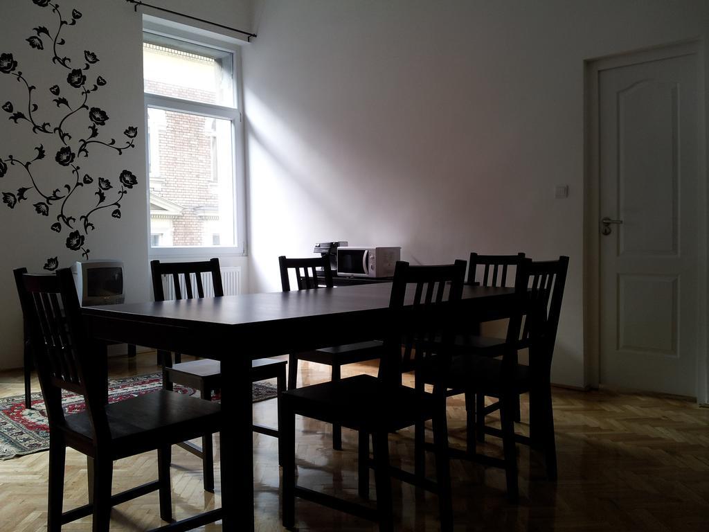 Anna 2 Bedrooms 2 Bathrooms 6 Bikes Budapest Habitación foto